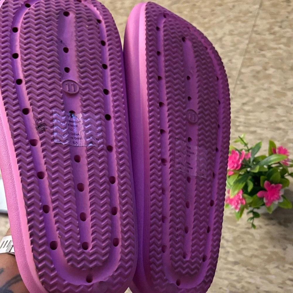 Havaianas Pink Hibiscus Women's Slippers - Picture 7 of 8